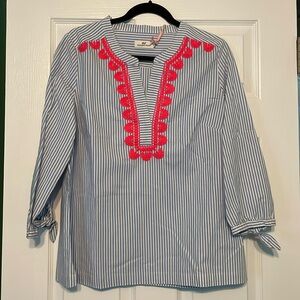 Vineyard Vines embroidered striped top women’s medium